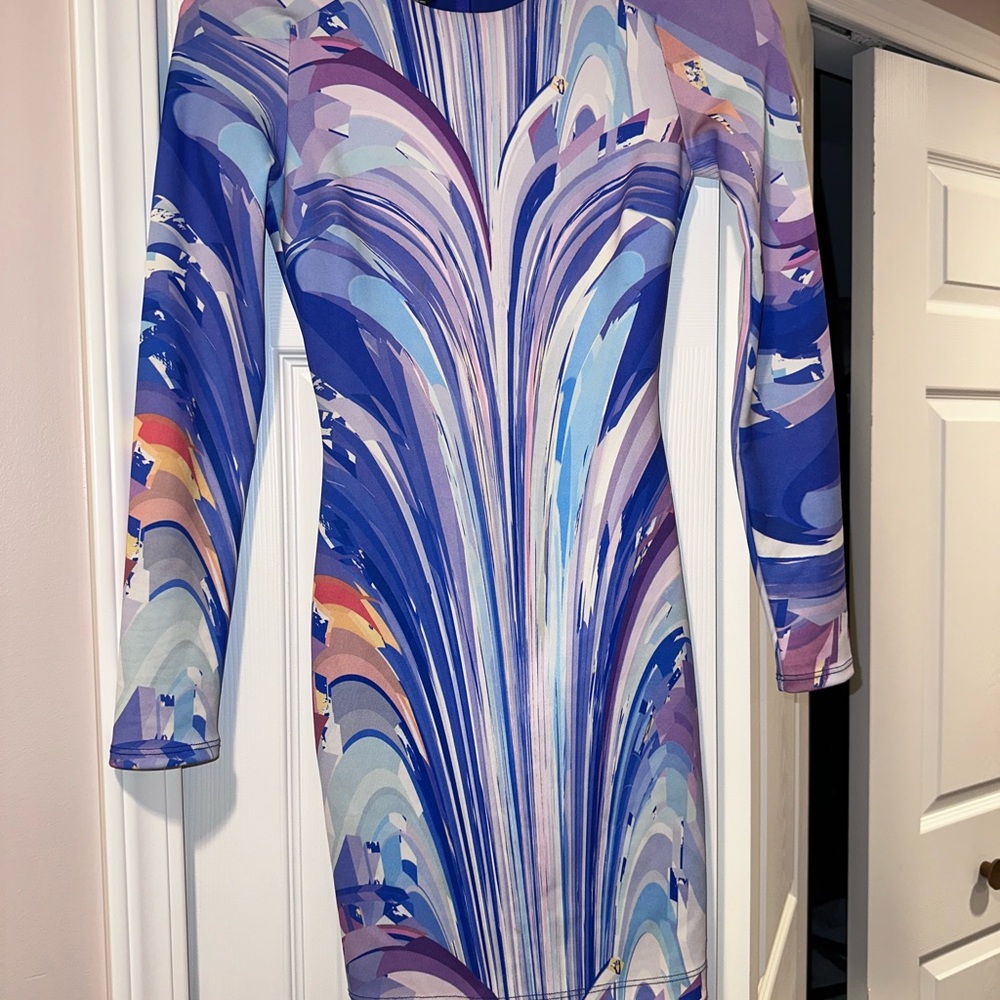 Bebe Abstract Bodycon Dress in XXS